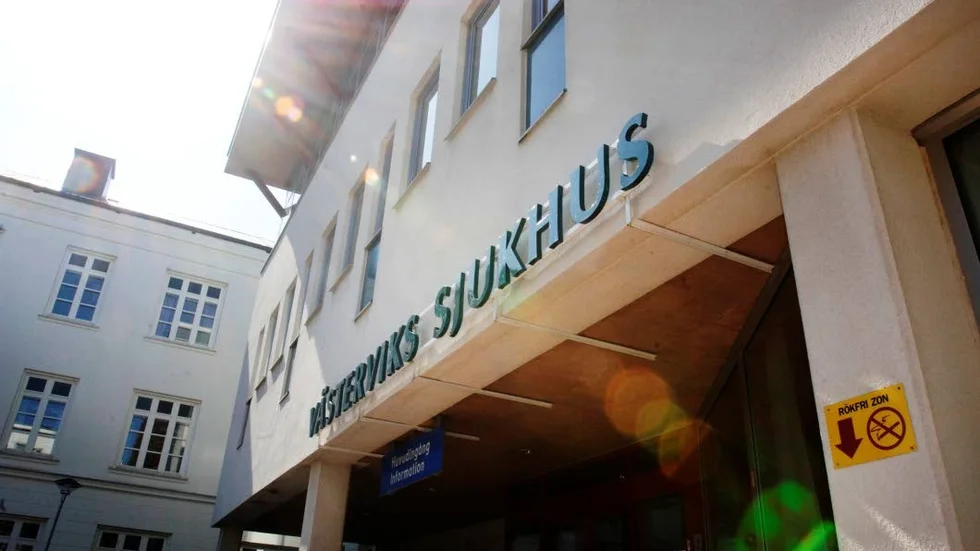 Västerviks sjukhus. Hälften av de stängda platserna finns på sjukhuset i Västervik.