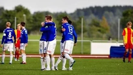 Valsta föll tungt hemma mot Umeå.