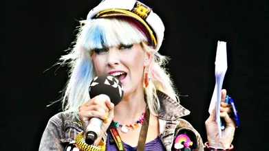 Kitty Jutbring under reggaefestivalens första dag.