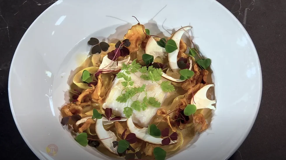 Avsnitt 1: Fylld pasta med torsk, karljohansvamp och jordärtskocka. Med den här rätten satte Adam under sin audition ribban för säsongen.