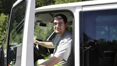 Omar Eddie, badbusschaufför