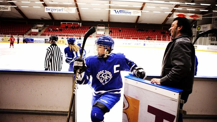 Gimos Emelie Còrdoba gjorde två mål i D18-finalen.