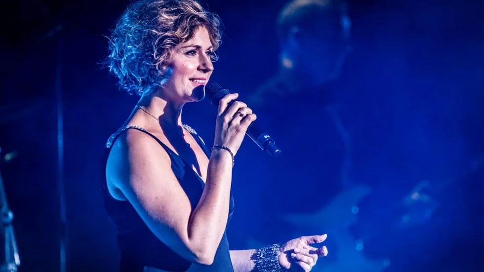Sissel briljerar som tekniskt oklanderlig sopran i de klassiska jullåtarna.