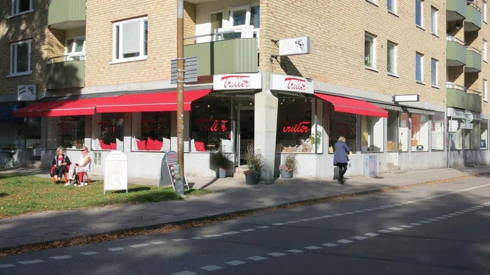 Den nya brödboden huserar i en trevlig hörnlokal en bit utanför den absoluta stadskärnan.