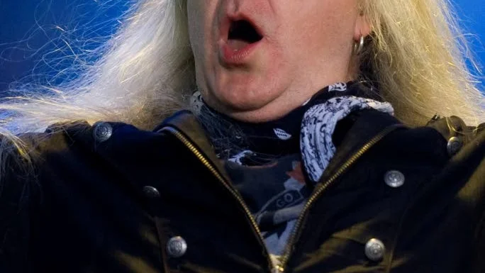 Mogen. Biff Byford sjunger bara bättre och bättre.