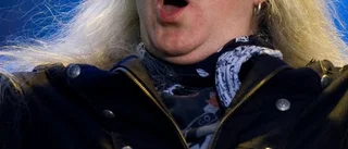 Saxon gör det igen