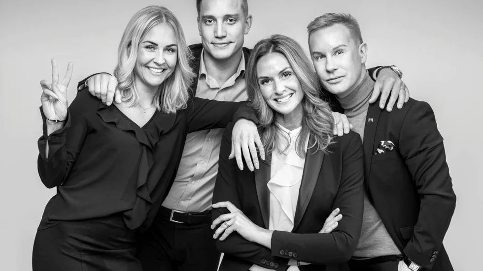 Emma Lindbäck och Ida Simonsson ansluter till Robin Lindqvist och Jon Nilsson på Husman Hagberg.
