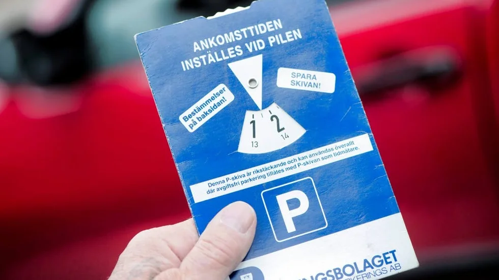 Den första april blir parkeringsskivan verklighet på sex olika parkeringsplatser i Tierps köping.