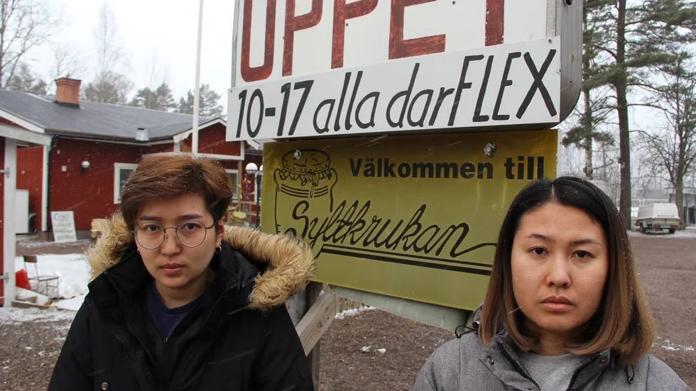 Ratsuda Sriwichai och Premsinee Srijans väntar på nya arbetys- och uppehållstillstånd i Sverige.