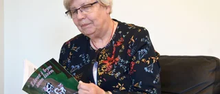 Skrev en bok om sin uppväxt i byn