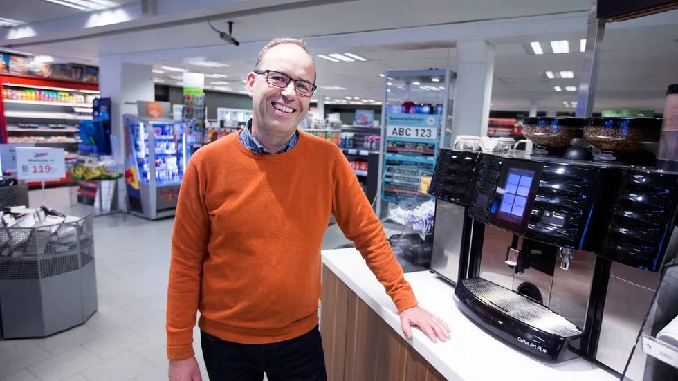 Nytt koncept. Kaffebaren ska vara i centrum på OK Norrbottens stationer. "Quick to go", heter satsningen på snabbmat, fika och servering som innebär att bolaget bygger om sina stationer.
