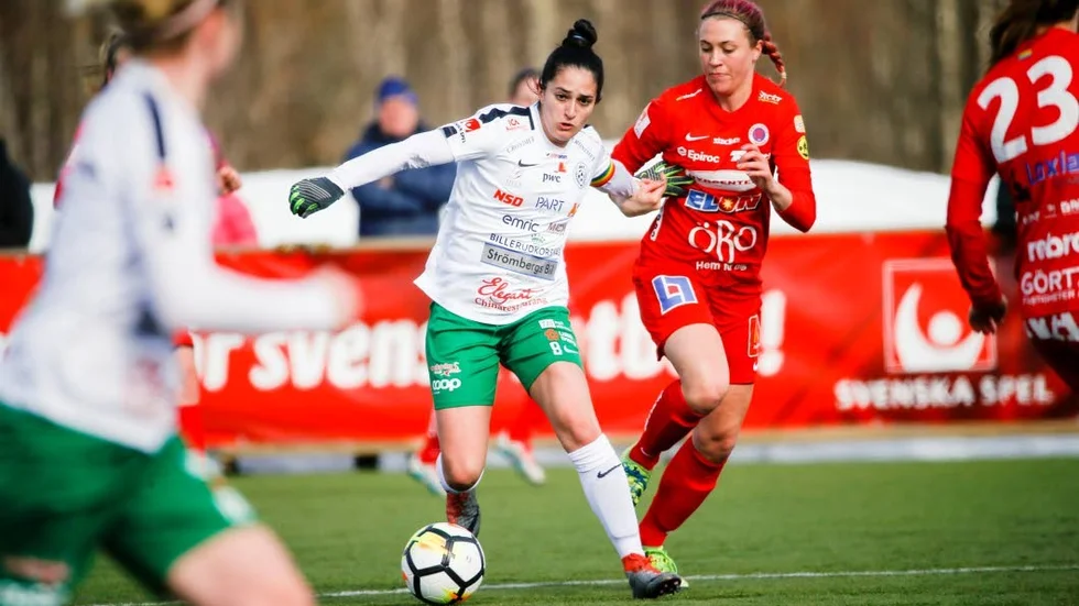 Assi vann med 3–0 mot Umeå IF FF – och Fernanda da Silva stod för två av målet för hemmalaget.