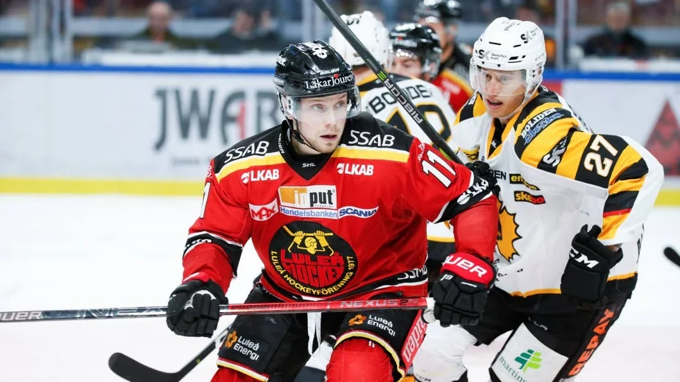 Petter Emanuelsson gjorde reduceringen till 2–3 i den sista perioden.