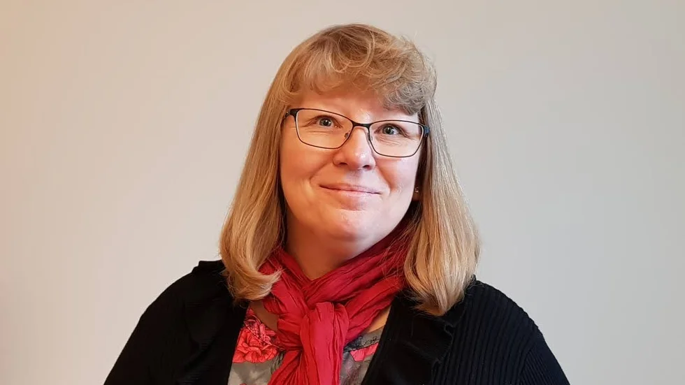 Maud Öqvist drev tidigare den populära bloggen En bok om dagen och startar nu Pocketbox.