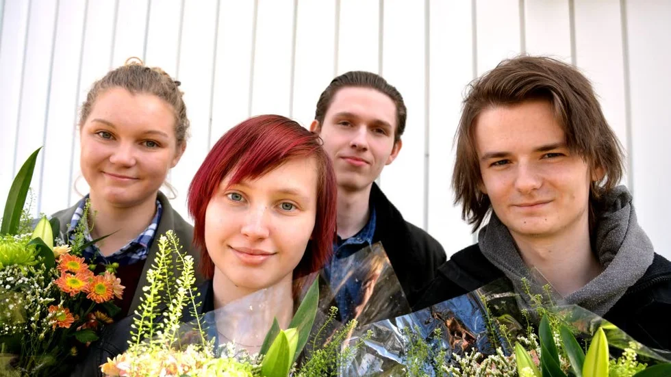 Kortfilm. De blivande studenterna Ida Hjort Rosén, Fanny Martinsson, Kasper Lazar och Leonard Bonneau gästade Gamleby på fredagen. Där visades deras kortfilmsdokumentär ”Det börjar alltid med ett hej”.