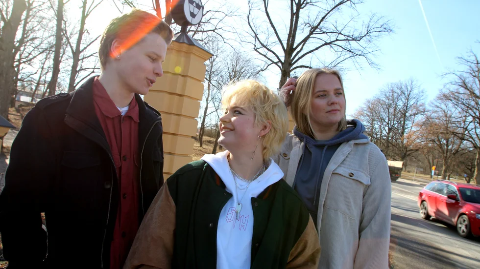 Fler ungdomar ska, enligt statsminister Magdalena Andersson (S), förbereda sig på värnplikten. Oscar Hallbeck, Tove Malmström och Cornelia Nygren från Linköping har redan bestämt sig. "Känns mer relevant än någonsin", säger de.