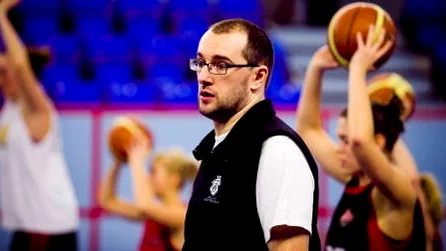 Basket. Salléns damer tränar på Fyrishov
Zlatan Hadziresic, coach.