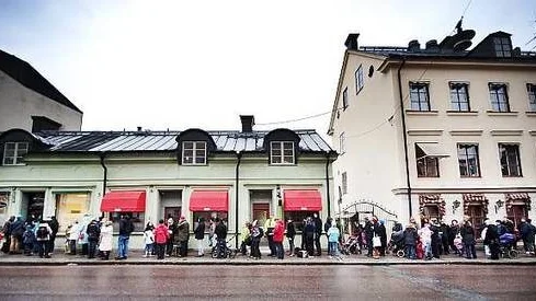 Köer på utanför Uppsala Vaccinationsbyrå i veckan.