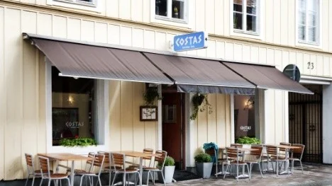 Costas taverna, Svartbäcksgatan 23