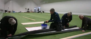 Hundhall byggs på Hällby gård