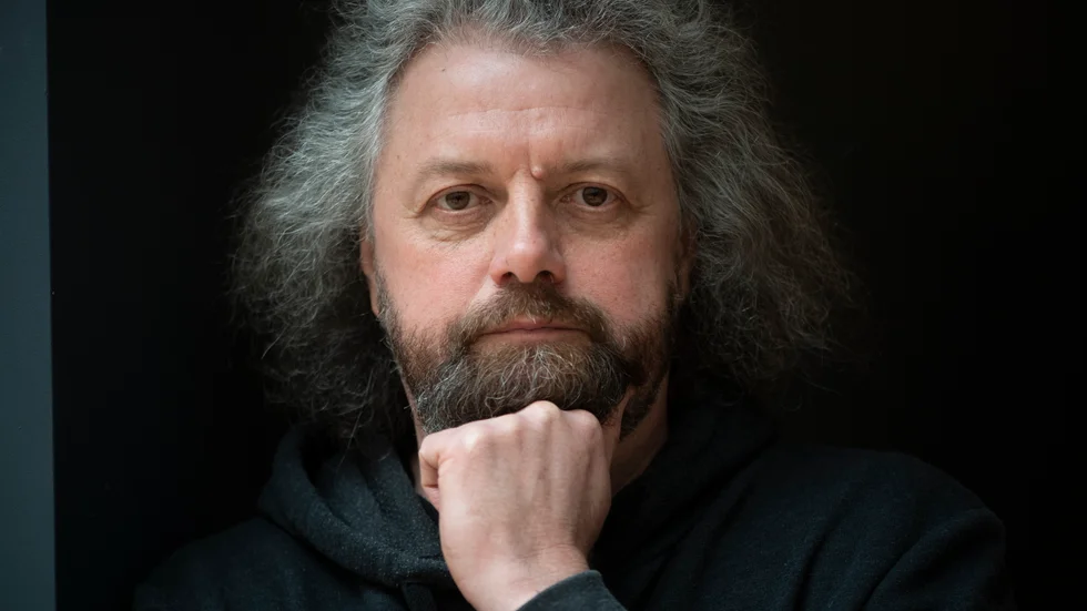 Poeten Dmitrij Strotsev skrev en dikt om dagen om sina intryck från de demonstrationer som han deltog i. Arkivbild.