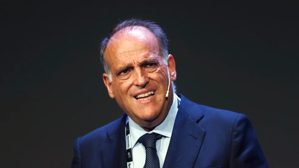 Javier Tebas, ordförande för La Liga, stäms av Real Madrid efter att ha slutit ett miljardavtal med riskkapitalbolaget CVC.