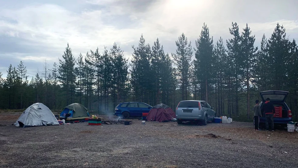 Det var 2021 som 14 bärplockare tog sig hem igen med hjälp av Älvsbyns kommun efter att de sagt sig blivit övergivna av mannen som i media kallats för "Bärbaronen". (Arkivbild)