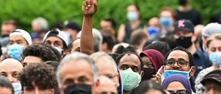 Manifestation mot rasism efter lastbilsdåd