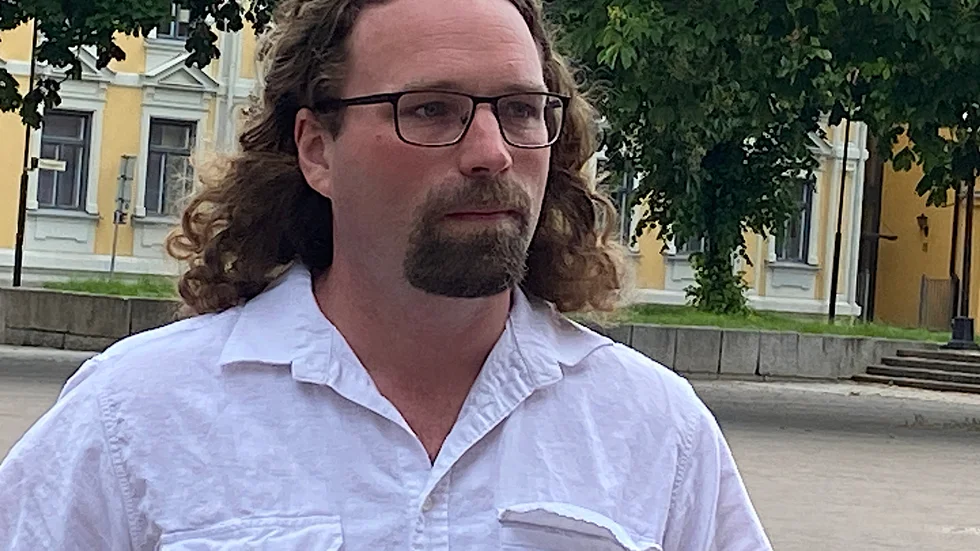 Andreas Bohlin, ordförande i vård- och omsorgsnämnden efterlyser en bättre kostnadskalkyl gällande hemtjänsten på Vikbolandet.