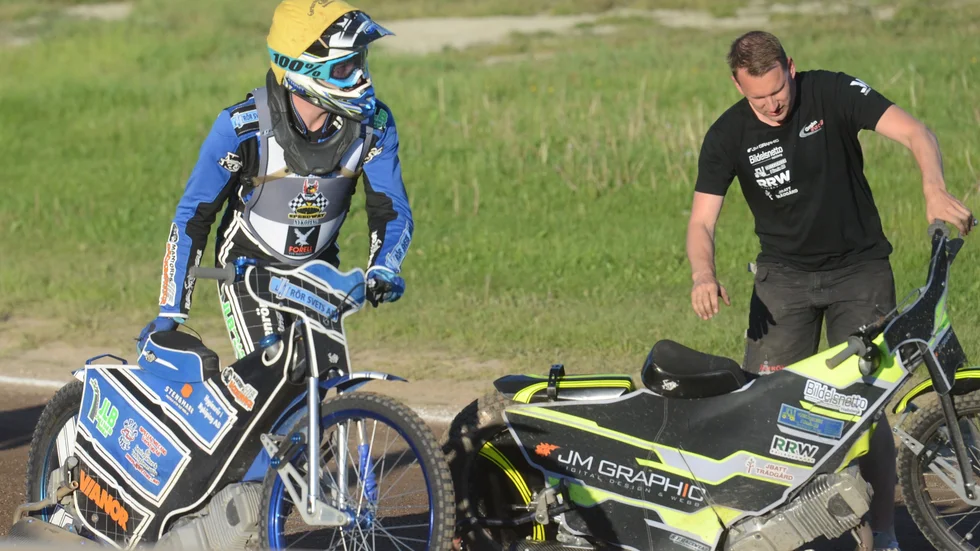 Efter varit borta i fem år från speedwayen gör gripföraren Alex Johansson sin första fulla säsong sedan timeouten. 