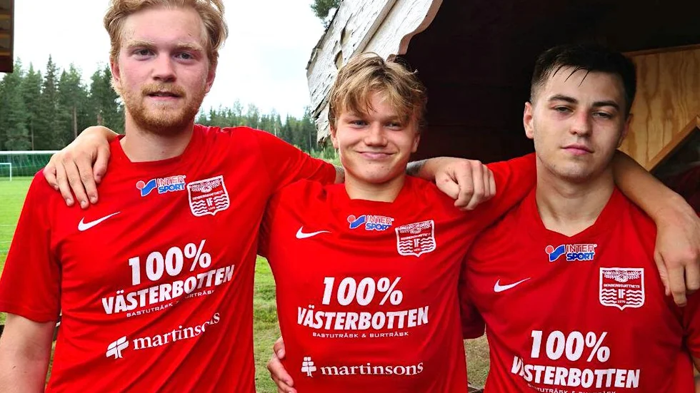 Robin Andersson, Samuel Rahm och Rasmus Sundberg svarade för Renbergsvattnets mål mot Bureå.