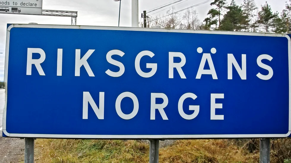  Norge har återigen klassificerat Värmland som en röd region och satt tvärstopp för ovaccinerade svenskar att komma över gränsen.