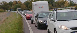 Havererad buss orsakade kilometerlånga köer