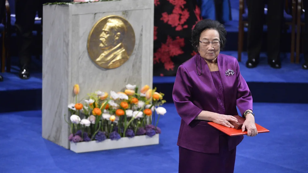 Trots stora satsningar har bara en enda kines, med bas och forskning i Kina, tilldelats Nobelpriset. Det var Tu Youyou som 2015 fick Nobelpris i kemi. Arkivbild.