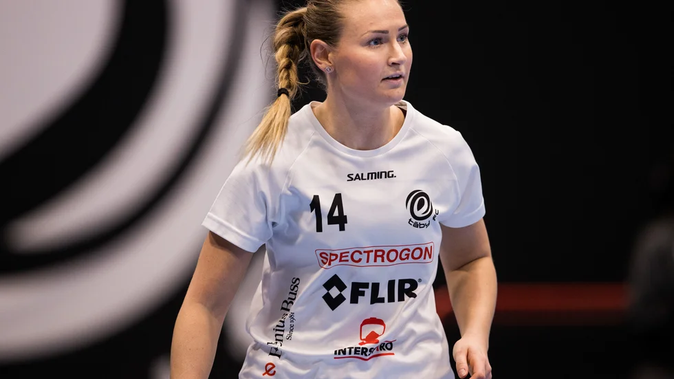 Täbyspelaren Moa Tschöp uppges vara aktuell för SSL-konkurrenten Sirius.