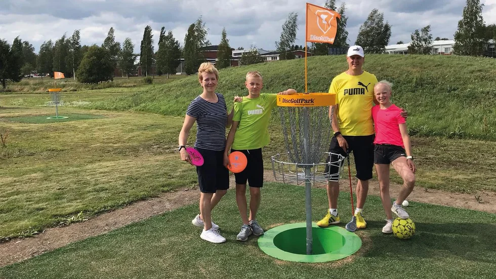 På en multigolfanläggning går det att spela fotbollsgolf, discgolf och vanlig golf. Om allt går enligt plan kommer en niohålsbana anläggas vid Trolltjärn på Bergnäset redan i sommar.