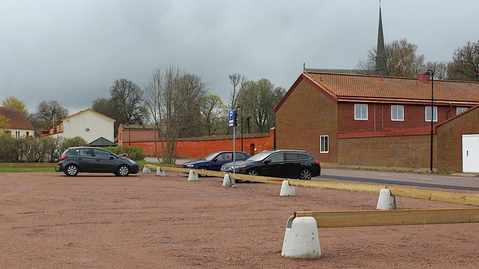 Parkeringen i slutet av Lastköpingsgatan är nu restaurerad.