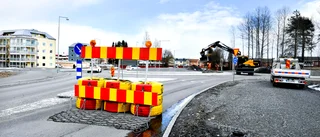 Rondeller breddas för vindkraftverk – 75 meter långa fordon ska genom stan