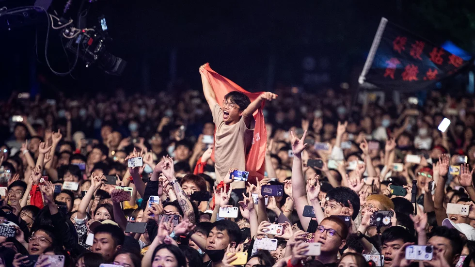 Tusentals människor besökte helgens festival i Wuhan – staden där covid-19 först upptäcktes och invånarna försattes i världens första coronalockdown.