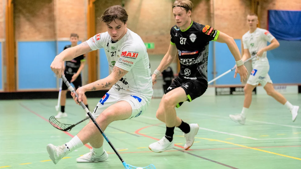 Adam Wedberg har skrivit på för Strängnäs IBK.