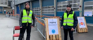 Kommunens vårdpersonal vaccineras nu: "Ett test inför det stora som kommer"