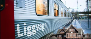 Fullbokat nattåg kvar på stationen i tio timmar: "Missade flygresa till Grekland"