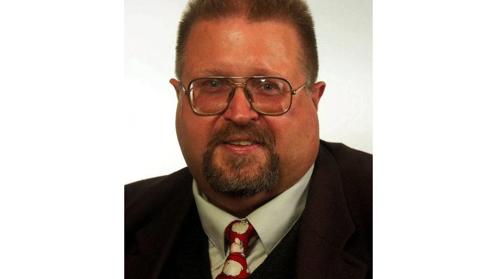 Rolf K Nilsson.