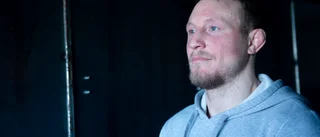 Däckad av corona – nu ska Hermansson fajtas