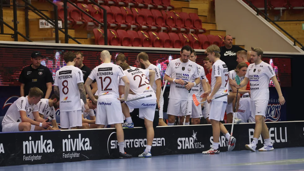 Storvreta förlorade den tredje och sista perioden borta mot Växjö med hela 6-1 och nu är det 1-1 i kvartsfinalen.