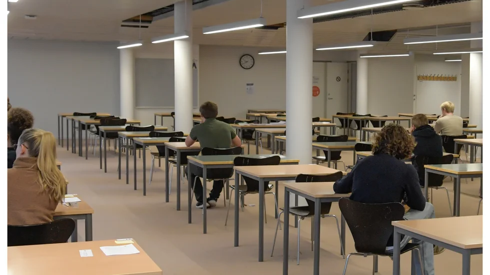 Nästa år kan det åter komma att bli möjligt att skriva högskoleprovet i Motala och Mjölby. Genrebild.