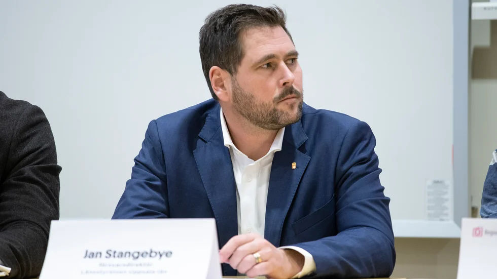 Jan Stangebye, försvarsdirektör på länsstyrelsen, kallar till krismöte om smittutbrotten.