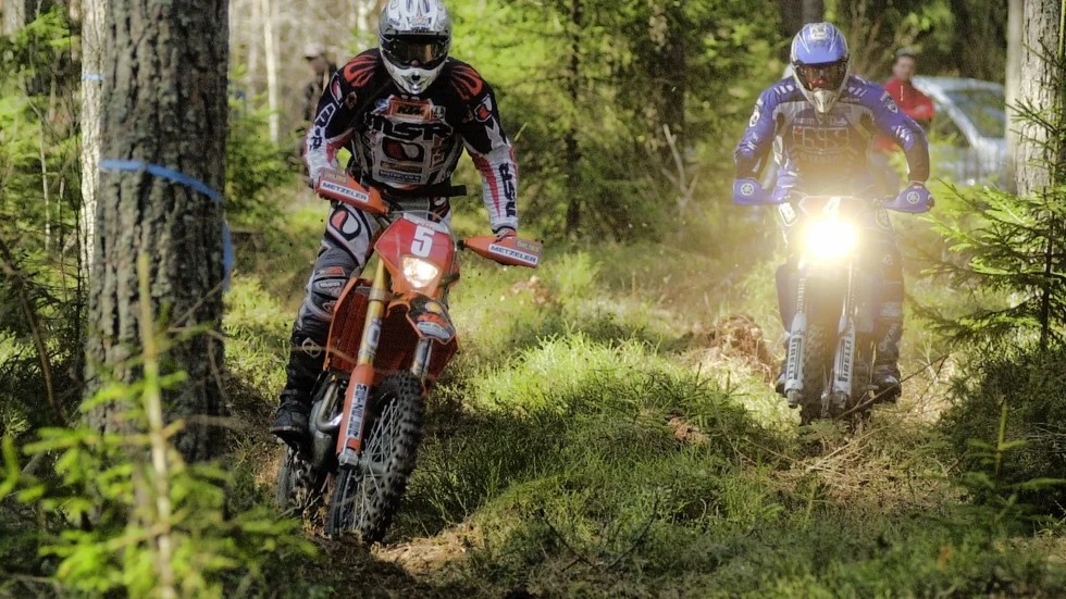 Smålandscupen i enduro som var planerad i Vimmerby i början av maj skjuts på framtiden. VMS siktar på att arrangera deltävlingen i höst istället.
