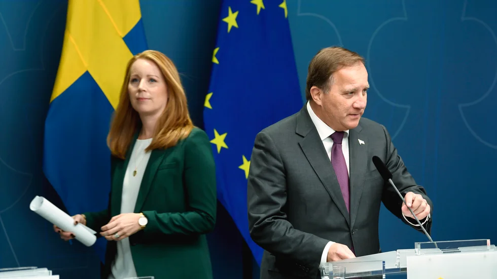 Annie Lööf (C) och Stefan Löfven (S) kan lära av sina studentförbund. Centerstudenter och S-studenter har nämligen samarbetat fram flera förslag på det skolpolitiska området.