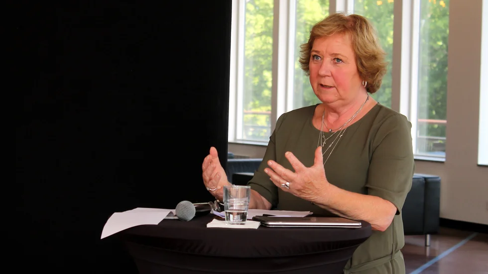 Marianne Walter (S) vill prata direkt med verksamhetscheferna.